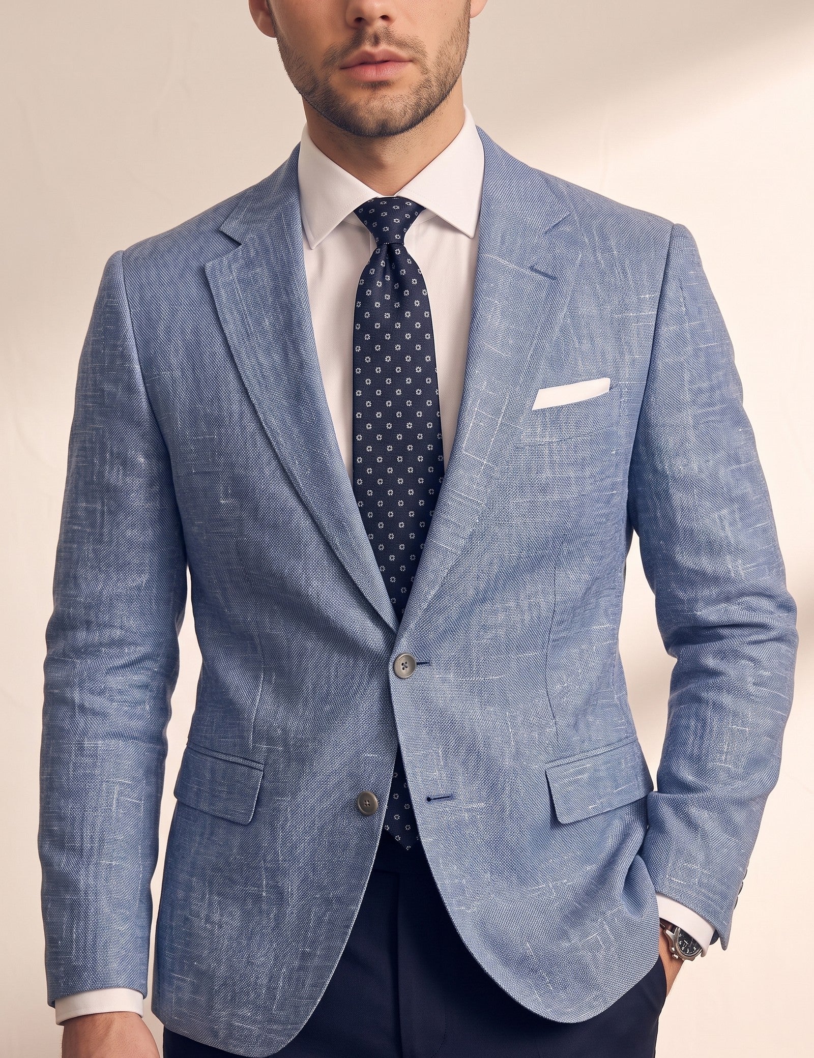 Deluxe Blazer, close-up of the upper body