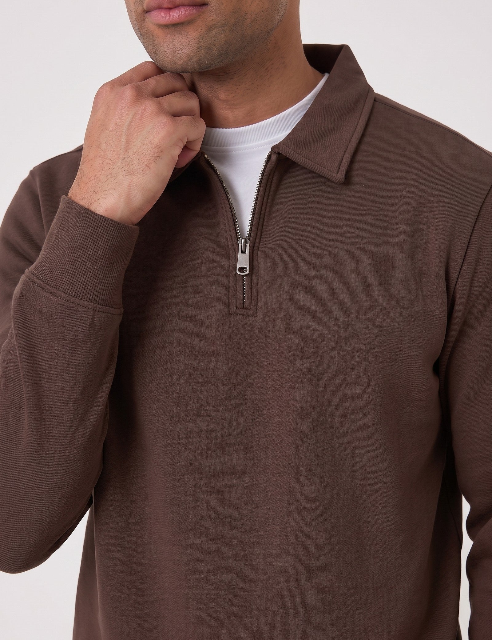 Men's Quarter Zip Polo Collar Sweatshirt, close-up of the upper body