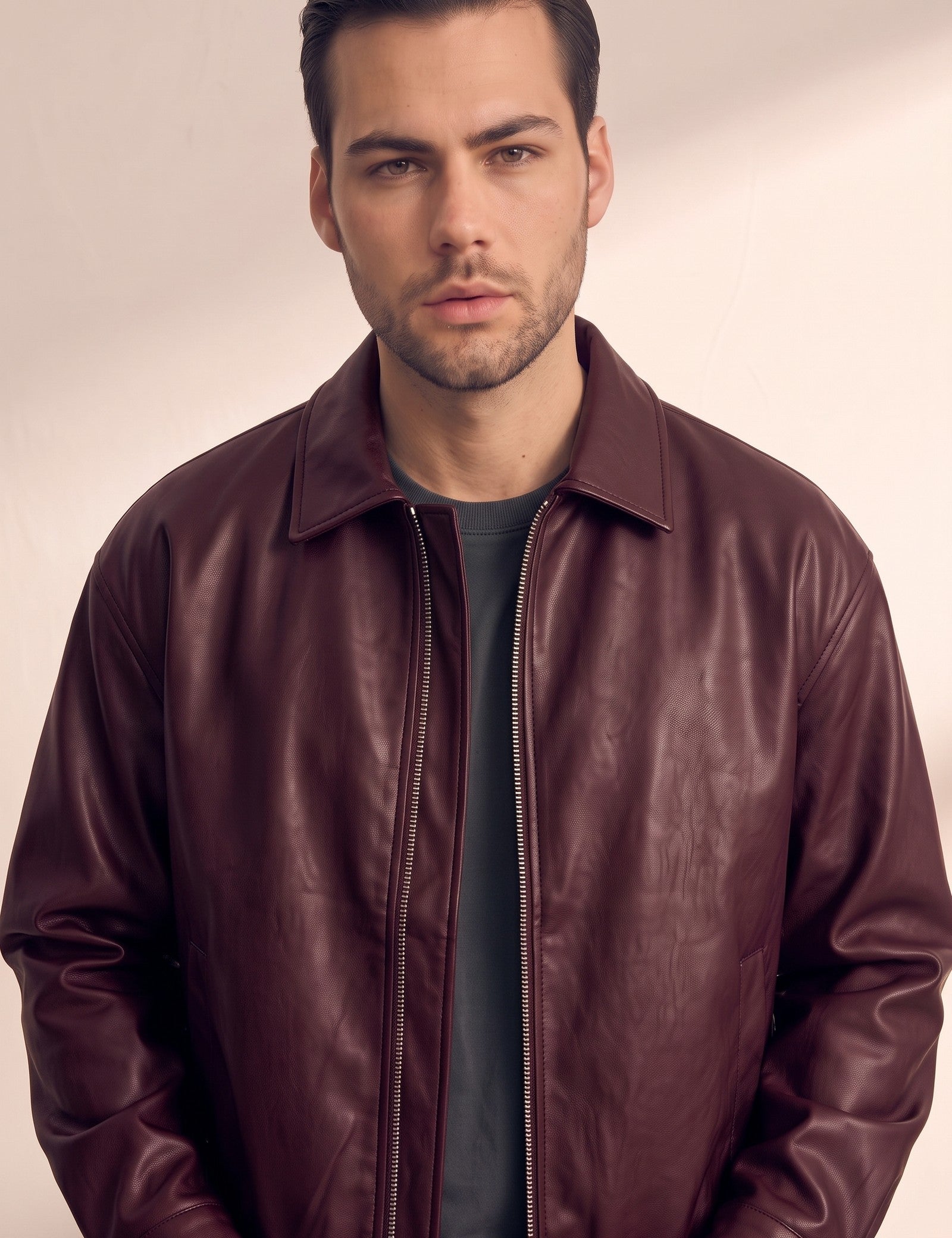Oversized Bomber Jacket, close-up of the upper body