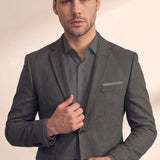 Slim Fit Suit, close-up of the upper body