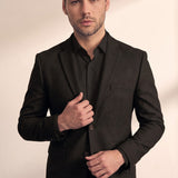 Slim Fit Suit, close-up of the upper body