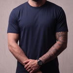 Slim T-Shirt, close-up of the upper body