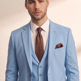 Suit, close-up of the upper body