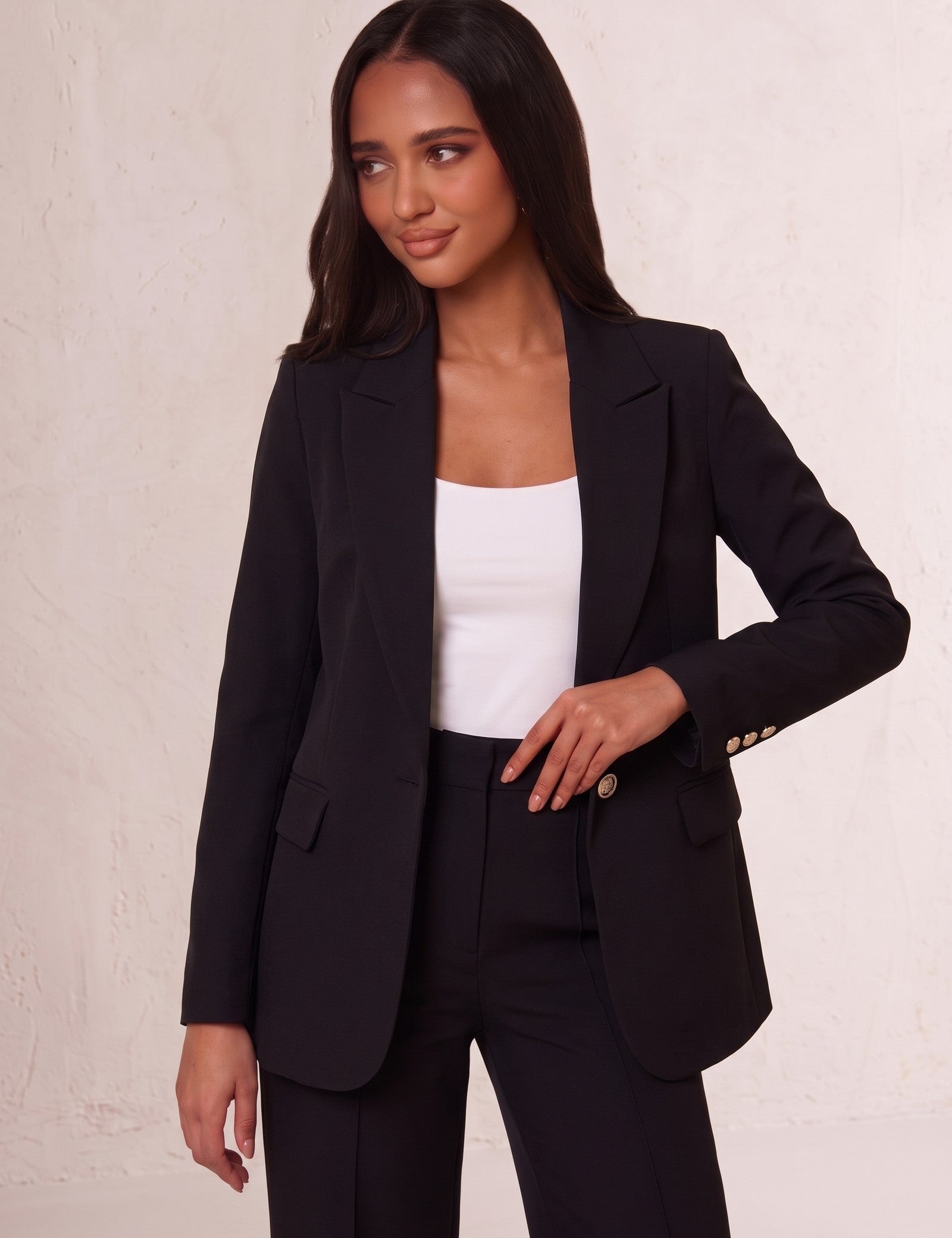 Two-Piece Suit Set, close-up of the upper body