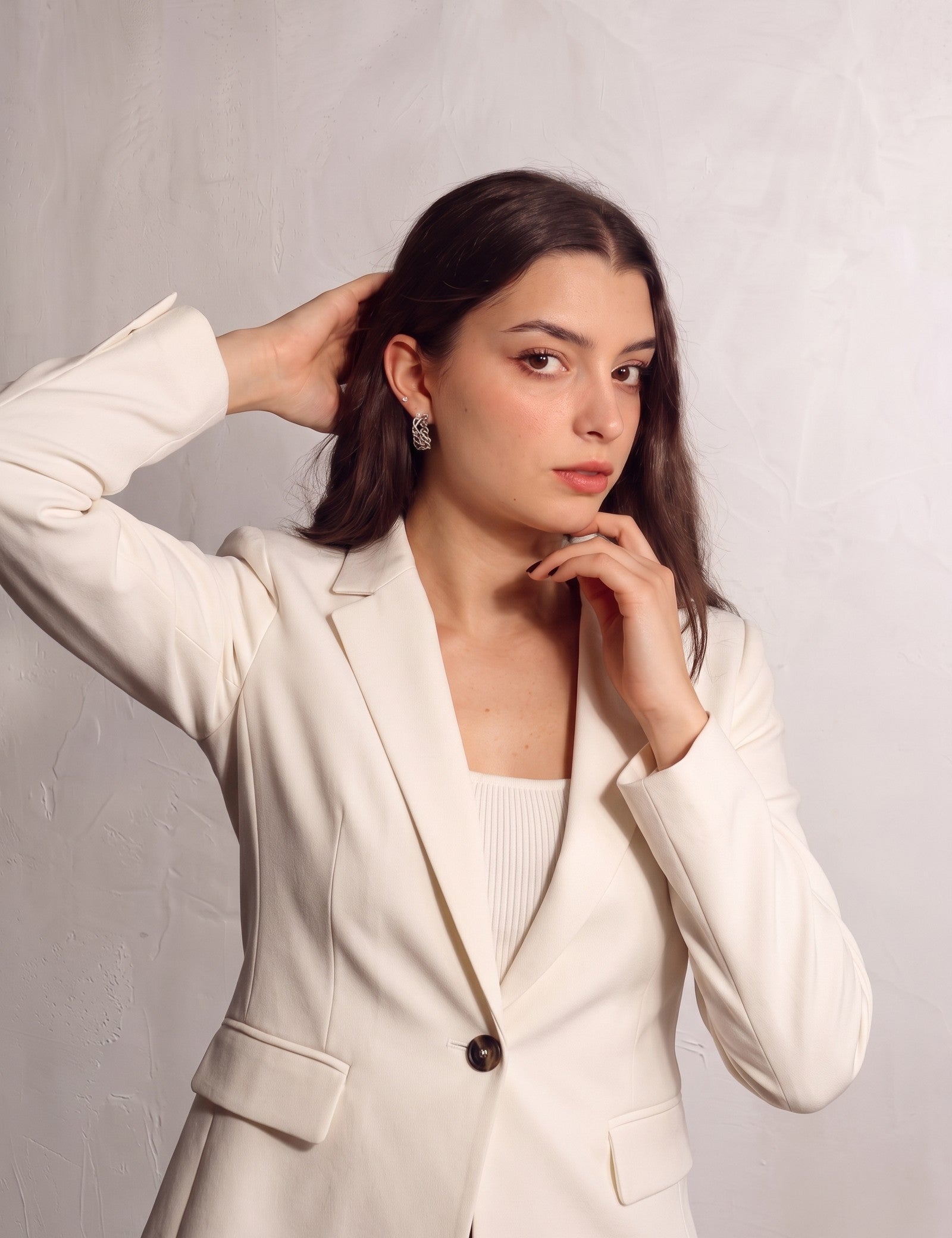 Women's Ivory Fitted Single-Button Stretch Blazer, close-up of the upper body.