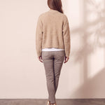 Women's Slim Cardigan, close-up of the upper body
