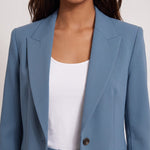 Women's Suit Set, close-up of the upper body