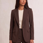 Women's Suit Set, close-up of the upper body