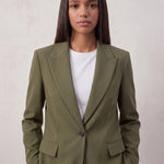 Women's Suit Set, close-up of the upper body