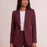 Women's Suit Set, close-up of the upper body