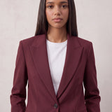 Women's Suit Set, close-up of the upper body