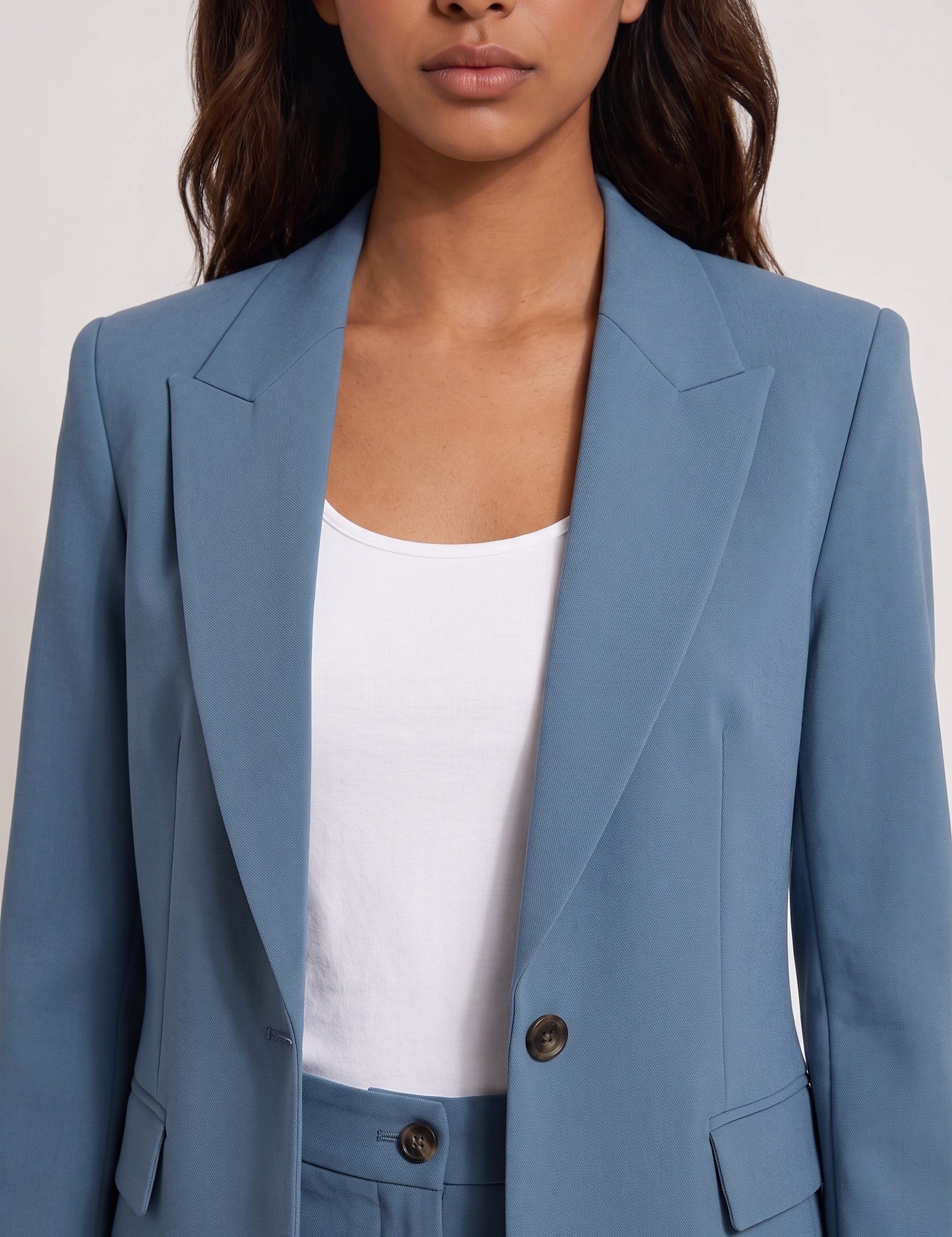 Women's Tailored Two-Piece Trouser Suit, close-up of the upper body